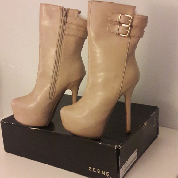 Boots - Picture 2 of 2